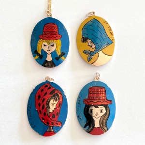 [HeCollection] Girls Hand Drawing Pendant